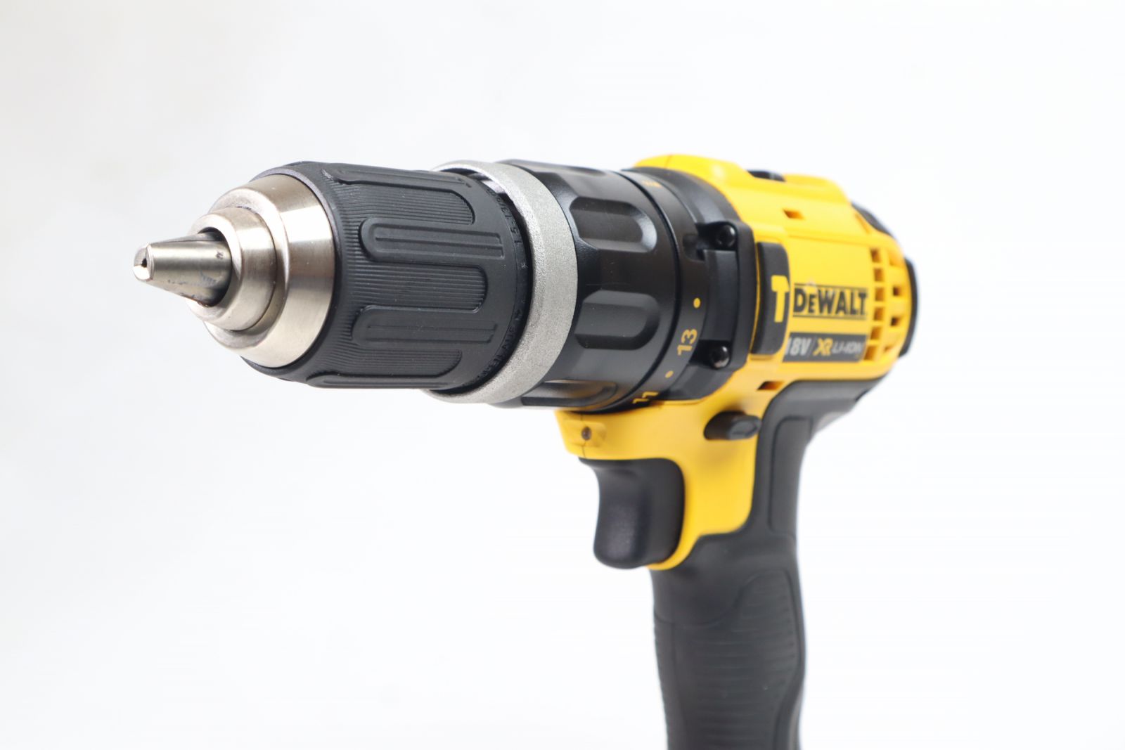 Máy khoan pin 18V Dewalt DCD785N-KR - Dụng cụ điện - SAND FASHION